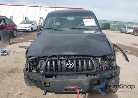 2003 Toyota Tacoma Base V6 z USA, uszkodzony, nr VIN 5TEHN72NX3Z214438